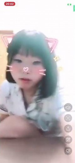 【LINE LIVE 】完全に見えてる...