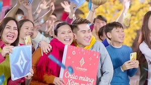 574 reactions · 12 comments | Free 100% 10 triệu quân huy Số quân huy free khủng nhất từ trước tới giờ, năm bắt ngay cơ hội nào Giật càng hăng quà càng xịn: giải độc đắc 150 triệu, Xe máy SH, IPhone XS Max mạ vàng cùng hàng loạt quà ingame khác. Website sự kiện: https://lixi.lienquan.garena.vn/ #TetLienQuan #TetLQM #Mung1Free10TrieuQuanHuy | Troll Bóng Đá | Facebook