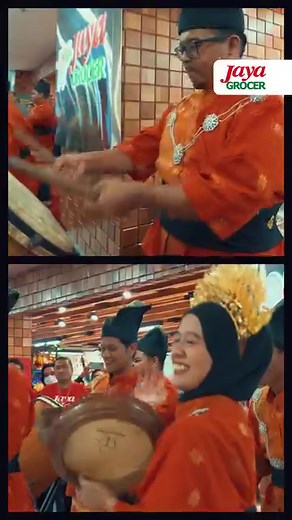 Jaya Grocer opens at Plaza Shah Alam, here are some highlights from the grand opening! #JayaGrocer #JayaGrocerMembership #OpenForBusiness #NewOutlet #PlazaShahAlam #GrandOpening | Jaya Grocer