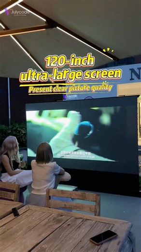 One-touch wake up 100-inch 4K giant screen，Create your own romantic movie night at home。
