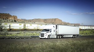 Outbound tender volumes remain robust; tender rejections slip modestly