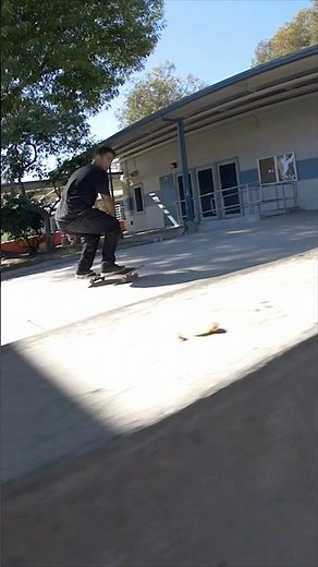Paul Rodriguez - Tailslide kickflip out #skateboarding