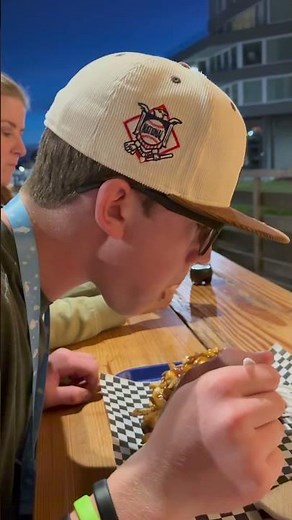 American kid tries poutine for the first time
