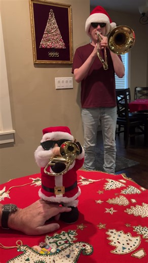 Merry Christmas from me and Trombone Santa 🎄 #trombone #christmas #christmasmusic #trombonesanta #musicmemes