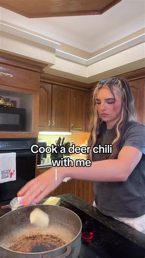 Deer Chili Recipe with Chelsie Deville