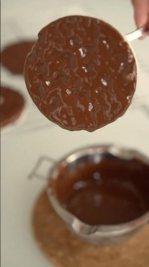 The Crunchiest Chocolate Rice Cakes 🍫