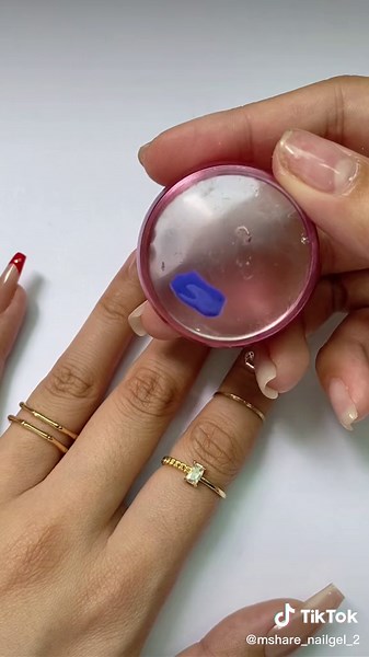 How to use stamper💅🏻#frenchtip #gelpolish #nails #foryou #summernails #stampingnails #stamp #candycolor #nailtrends #nailtoutorial