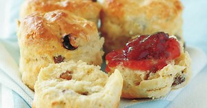 Sultana scones
