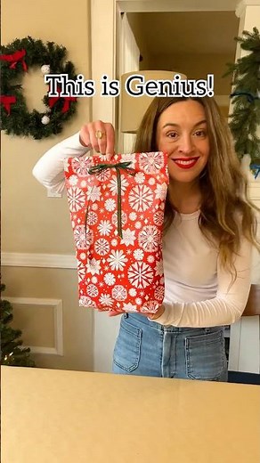 How to wrap awkward shaped gifts like hats! #giftideas #Christmas #wrapping #hats #easydiy