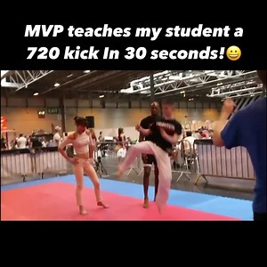 MVP teaches my student a 720 kick in 30 seconds by giving him simple instructions & a demonstration! 😱 Yes, my student was talented, but he couldn’t quite get it until MVP taught him the right technique. 🤷🏽‍♂️👌🏽 #kickboxing #sportkarate #pointfighting #martialarts #wakokickboxing #wako #mvp #michaelvenompage #kicks #kicks4eva #kickoftheday | Fighter Training Performance Centre