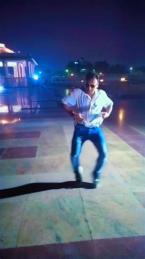 Kya Mujhe Pyar Hai 🎻💃🕺🎸❤️🌹🕵️#yt#trending#reels#dance#love#style#kk#bollywood#shorts#video#explore