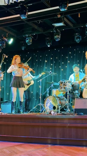 Dancing with Gaelic Storm 🍀 ⛈️ The incredible Natalya Kay on fiddle 🎻 🔥 My first time -attempting- Irish Step Dancing onstage!😆 #fiddle #irishstepdancing #stepdance #irish #celtic @talya_kay @gaelic_storm @string_break_cruise | Hillary Klug