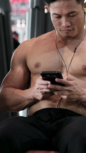 Decline Bench Press for Lower Chest Strength