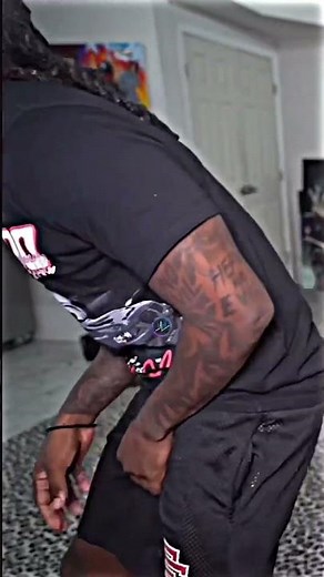 Kai Cenat Caught Wearing Panties! 😭🤣