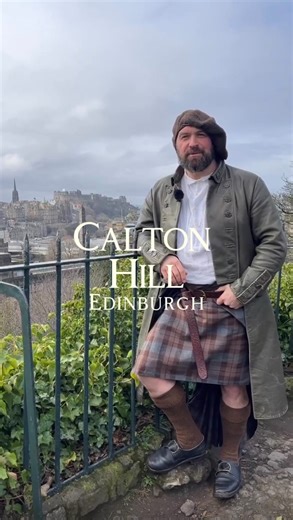 The panoramic views from Calton Hill have astonished and inspired visitors for centuries. Major landmarks can be seen from a bird’s eye view: Arthur’s Seat with the Crags behind Holyrood Palace and the Parliament, Leith and the Firth of Forth, Princes Street in its New Town grid and the Royal Mile climbing up towards the Castle. Calton Hill is also famous for its collection of historic monuments, which form some of the most important landmarks of the city. One of the most striking is the Nationa