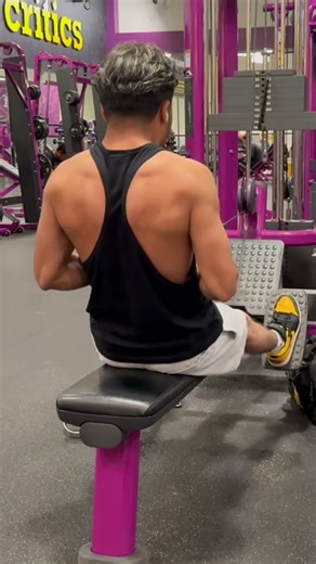 Seated back row #fitness #gym #workout #motivation #backday #bodybuilding #motivacion