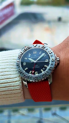 Calling all watch fanatics! Follow me and peek at my bio for all the deets. Global shipping is on us—anywhere you are! #WatchLovers #TimepieceObsessed #LuxuryWatches #WatchCollection #MustHaveWatch