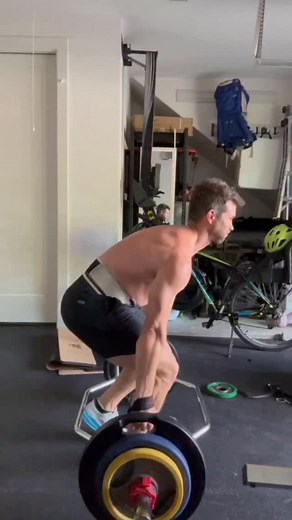 Stop waiting for motivation. You don’t need to “feel motivated” to do yoga, lift weights, or eat healthy. You don’t always feel motivated to go to work. Or to cook dinner for your kids. But you do it anyway—because it matters. Same thing with your workouts. Same thing with your yoga. It’s not about waiting until you feel like it. It’s about showing up because it’s important to you. 👉 What’s one thing you’re committed to doing no matter what this week? #manflowyoga #yogaformen #yoga #motivation 