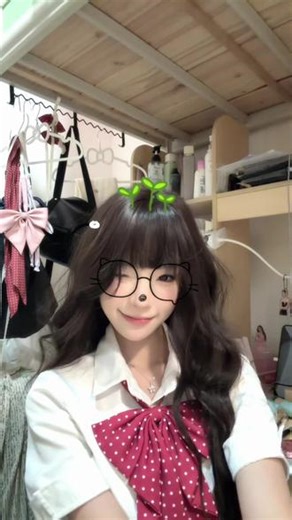 我，不是故意不理你的你說話太可愛了！我需要冷靜…