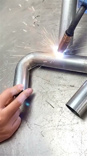 Rust removal hacks: Clean metal fast! 🛠️✨
