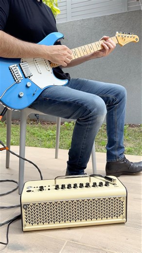 Pink Floyd - Time - ‪@YamahaGuitarsOfficial‬ THR