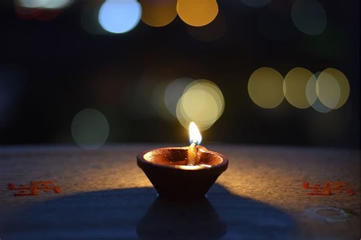 Best Diwali 2025 Wishes, Quotes, and Facebook Statuses to Share