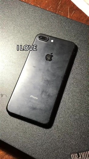 I love product red #iphone #apple #productred