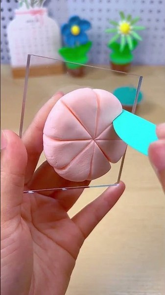 Learn how to make a beautiful flower pot with clay in 30 seconds #diy #art #craft