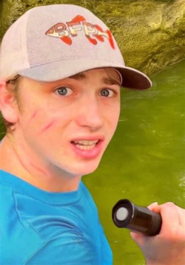 Bass Fishing Productions S01:E23 - I Found a MONSTER in an Abandoned Pond!