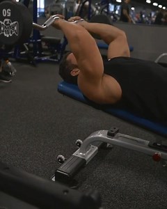 🔥GET HUGE ARMS WORKOUT💪 ⠀⠀⠀⠀⠀⠀⠀⠀⠀ ✳SETS: 3-4 ✳REPS 8-12 ✳REST: 90 sec ⠀⠀⠀⠀⠀⠀⠀⠀⠀ Click the below link for workout split👇 https://www.instagram.com/p/B4IaS8KDhsI/?igshid=aeiy424pes0a https://www.instagram.com/p/B4L3NJHjXxa/?igshid=1obsuh9co6ih3 Follow @master_manish8 & @mskfitness_world for 🔑 fitness and nutrition tips. 🎥 RyanSpiteri.com | Manish Singh