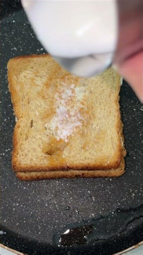 🍌 2-Minute Banana Sandwich Recipe 🤤 | Easy Breakfast #foodshorts #fyp #foodtastic #foodplus #food