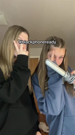 Engaging Dance Moves for Phone Videos