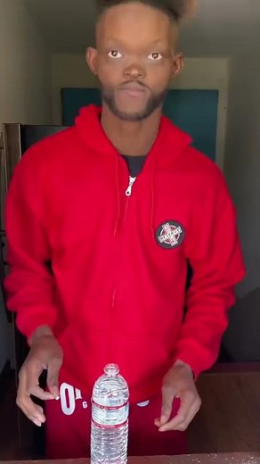 EASY PRANK TO DO ON A FRIEND - #SHORTS