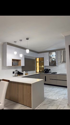 Modern kitchen | Amachunu Interior and Design