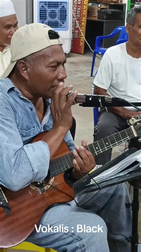 awie_jtut (@awie_jtut)’s videos with original sound - awie_jtut