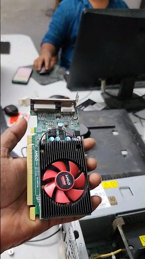 Dell AMD Radeon R5 430 2GB PCIE Graphics Card C869 – Low Profile DVI + DP