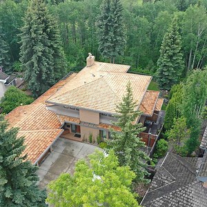 Cedar Roofing Edmonton | Cedar Shakes Edmonton | Cedar Roof
