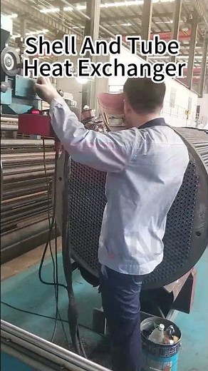 Shell and tube condenser heat exchanger tube oil cooler.#heatexchanger #heatexchange #heattransfer