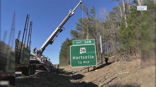 New signs on I-65 in North Alabama aim to enhance road safety