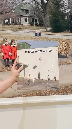 From our walls to your home 📚 The Museum Store has a broad selection of art books, including many that feature the art and artists currently on view: 🔹Natasha Bowdoin 🔹Kerry James Marshall 🔹Anne Lindberg 🔹Paul Signac 🔹Elias Sime 🔹Georgia O’Keefe 🔹Chakaia Booker 🔹Julie Blackmon 🔹Diego Rivera 🔹…and more! Grab a book for your coffee table, for your bookshelf, or as a gift for the art lover in your life. Don’t forget, members receive a 10% discount at the Museum Store. ID: Art books from 