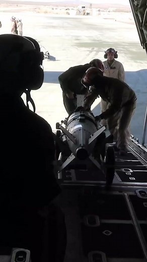 Aviation Ordnance Marines Support F-35B Operations