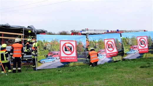 Gaffer am Unfallort: Warum es so gefährlich ist und welche Strafen drohen