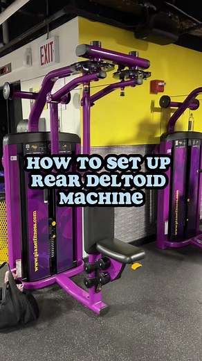 How to Use the Deltoid Machine at the Gym