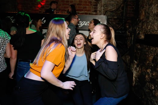 Imprezowa mapa Krakowa. Lista klubów i dyskotek. Sprawdź, gdzie będziesz się dobrze bawić