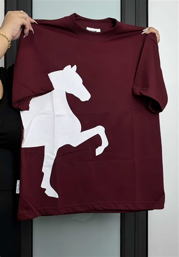 Áo Phông Nữ - Xu Hướng Mới Dịp Tết 2023