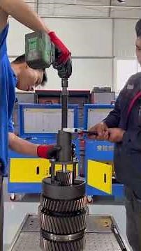 How to Remove ZF Transmission Bearings Without Damage？#OXVITO #mechanictools #heavytruck tools
