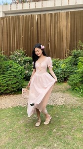 Gout nàng mê hồng chắc chắn không thể thiếu em nó trong tủ đồ du lịch hè. Form váy công chúa phối tay bồng cùng thiết kế dài. Nàng hoàn toàn có thể ứng dụng đi làm, dạo phố hoặc đi chơi là bao xinh luôn ạ! - Sẵn tại store Daisy, ghé cửa hàng đừng bỏ lỡ em nó nhé ạ! | DAISY