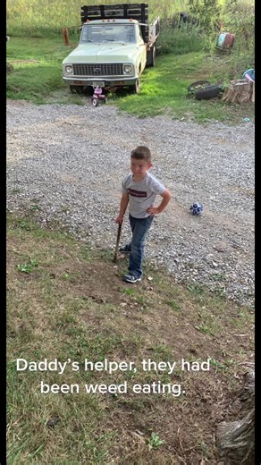 Jennifer Dalton (@jenniferd1987)’s videos with Hard Workin' Man - Brooks & Dunn