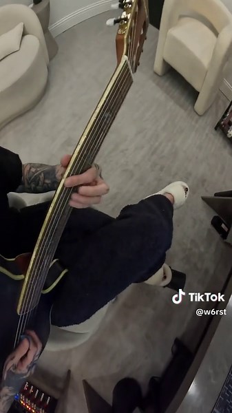 W6RST (@w6rst)’s video of playing god