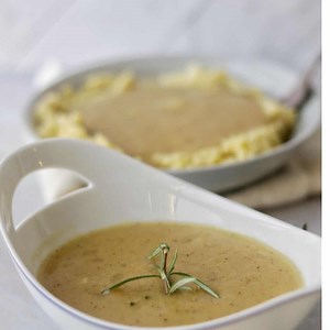 Vegetable Broth Gravy - Quick and Easy Gravy -
